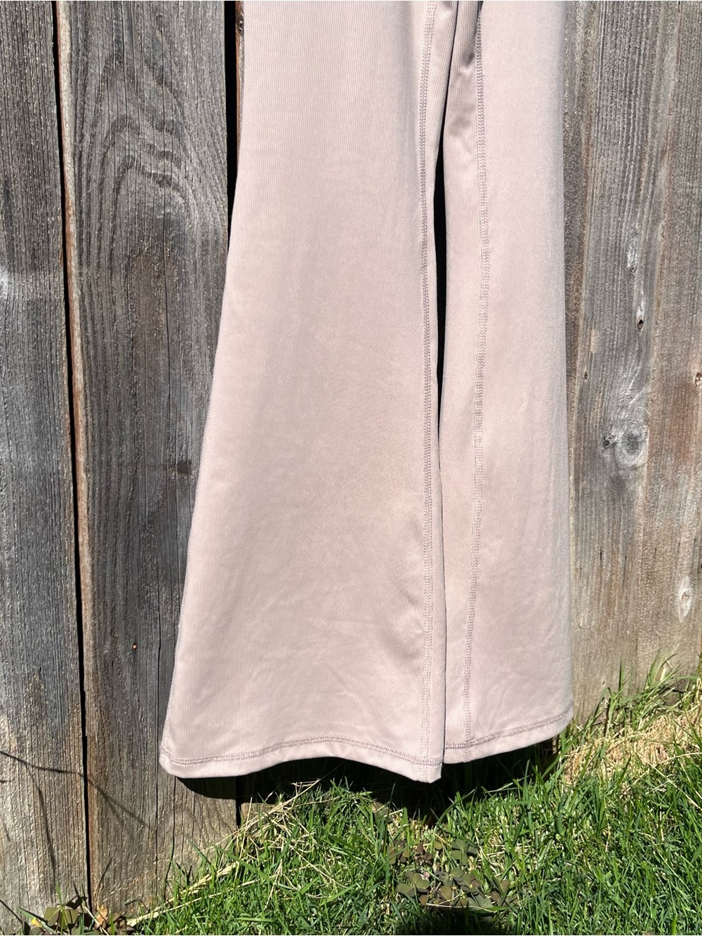 Yogalicious Lux oak brown illusion rib Scarlett flare jumpsuit Jumpsuit small - Picture 15 of 17